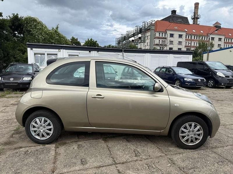 Gold Gebraucht 2005 Nissan Micra City Kleinwagen | 2.000 € (Fairer Preis) - Bild 1/4