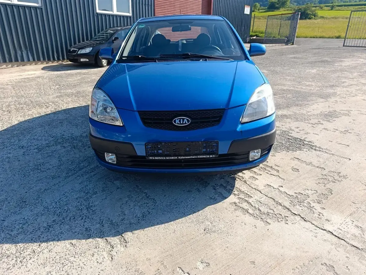 Gebraucht Kia Rio EX 97 PS (71 kW) 2009 Blau Limousine