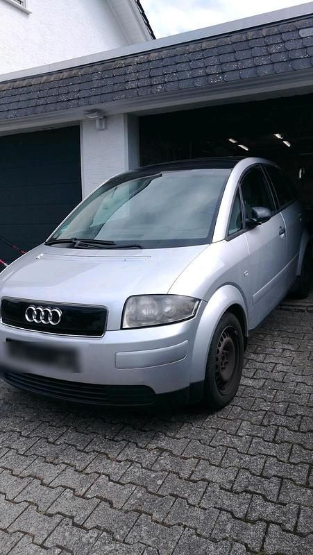 Silber Gebraucht 2001 Audi A2 Kleinwagen | 700 € (Superpreis) - Bild 1/4