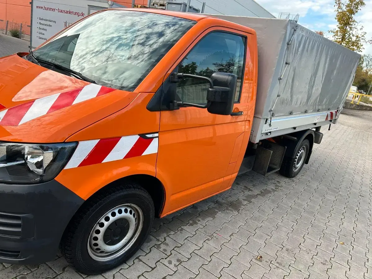Gebraucht VW Transporter 150 PS (110 kW) 2018 Orange Van