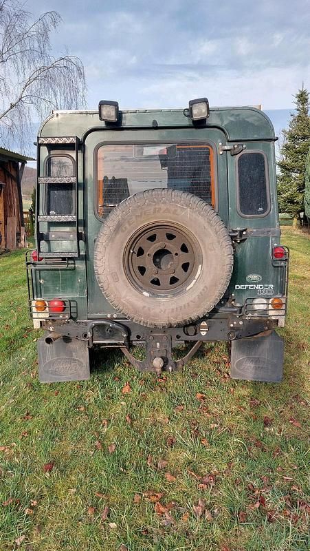 Gebraucht Land Rover Defender 122 PS (89 kW) 2003 Grün Kombi