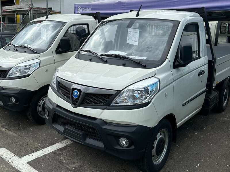 Plaster white Neu 2025 Piaggio Porter Van / Kleinbus | 25.990 € (Superpreis) - Bild 1/4