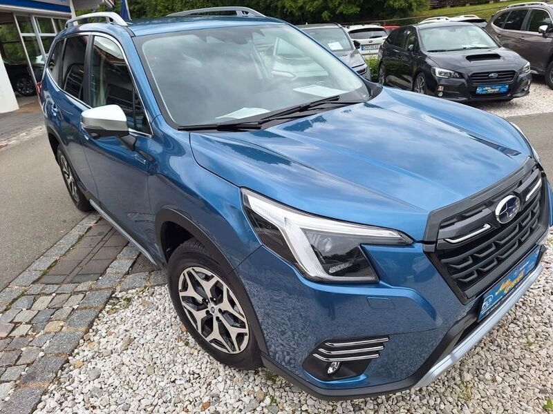 Blau Neu 2024 Subaru Forester Comfort SUV | 37.900 € (Fairer Preis) - Bild 1/4