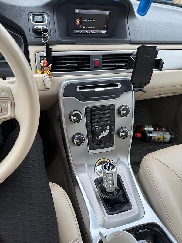 Gebraucht Volvo V70 181 PS (133 kW) 2013 Schwarz Kombi