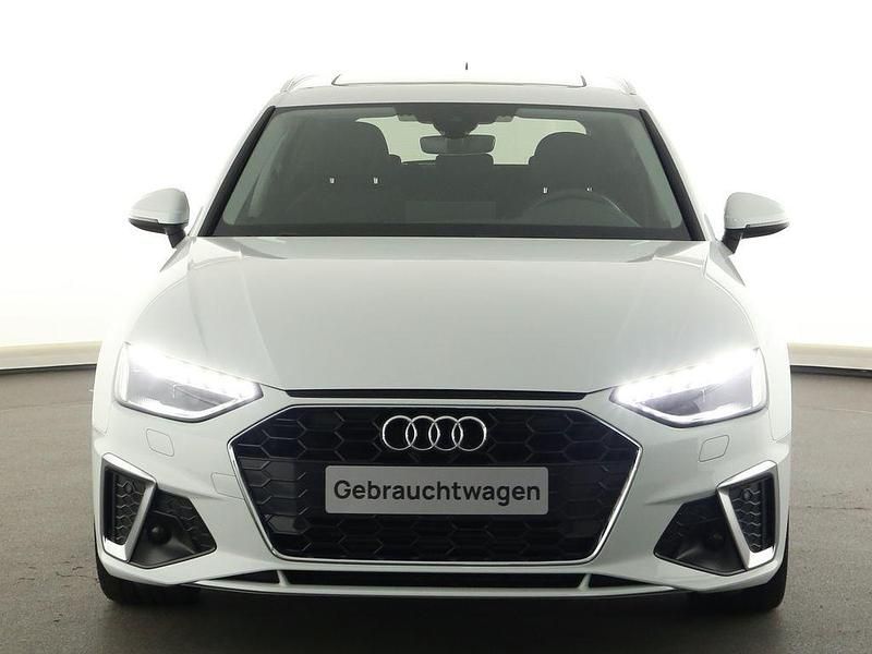 Gebraucht Audi A4 S-Line 204 PS (150 kW) 2022 Gletscherweiß metallic Kombi