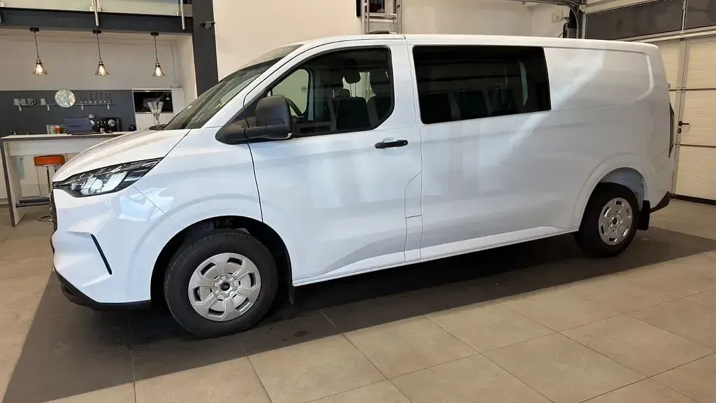 Neu Ford Transit Custom 170 PS (125 kW) 2026 Weiß Van / Kleinbus