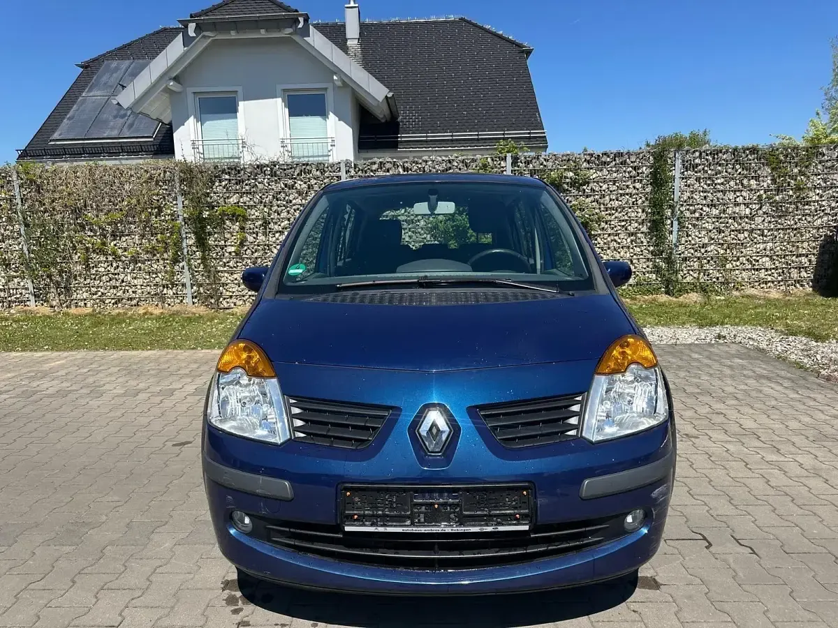 Second-hand Renault Modus 75 CP (55 kW) 2006 Albastru Monovolum