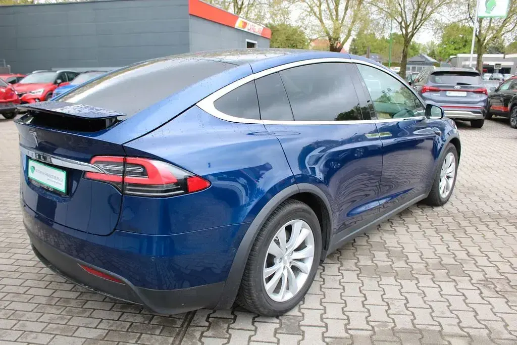 Usado Tesla Model X 344 kW (469 CV) 2018 Azul SUV
