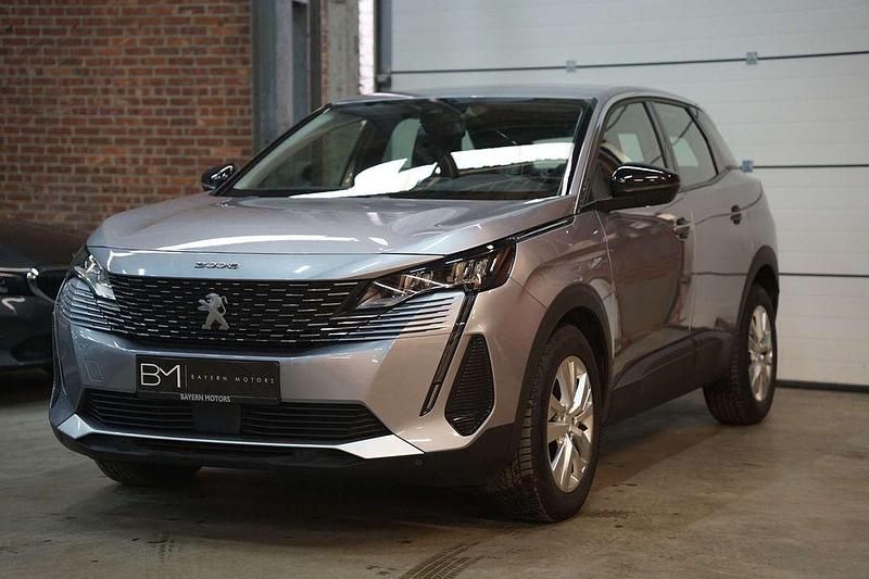 Gebraucht Peugeot 3008 131 PS (96 kW) 2022 Grau Limousine