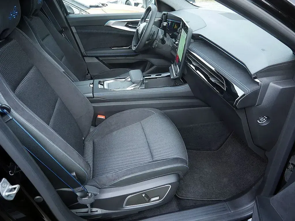 Gebraucht Renault Austral Iconic Esprit Alpine 200 PS (147 kW) 2025 Schwarz SUV