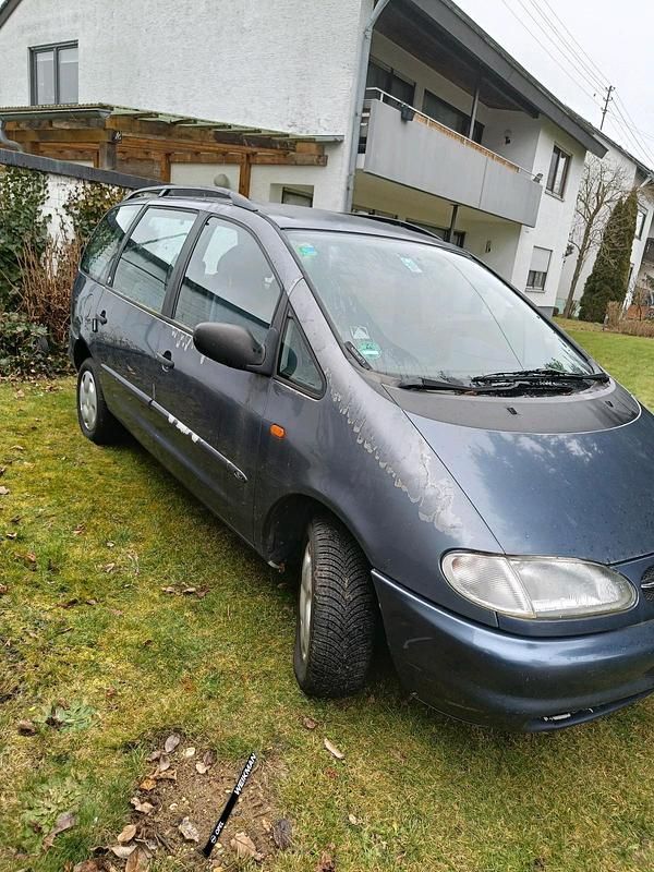 Gebraucht 1996 Ford Galaxy Van / Kleinbus | 550 € - Bild 1/4