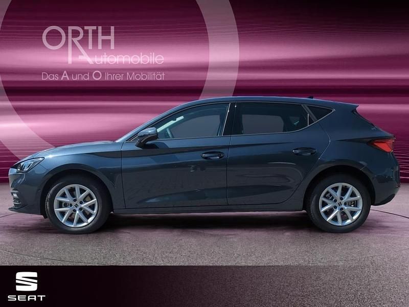 Gebraucht Seat Leon 150 PS (110 kW) 2025 Magnetic grau metallic Limousine