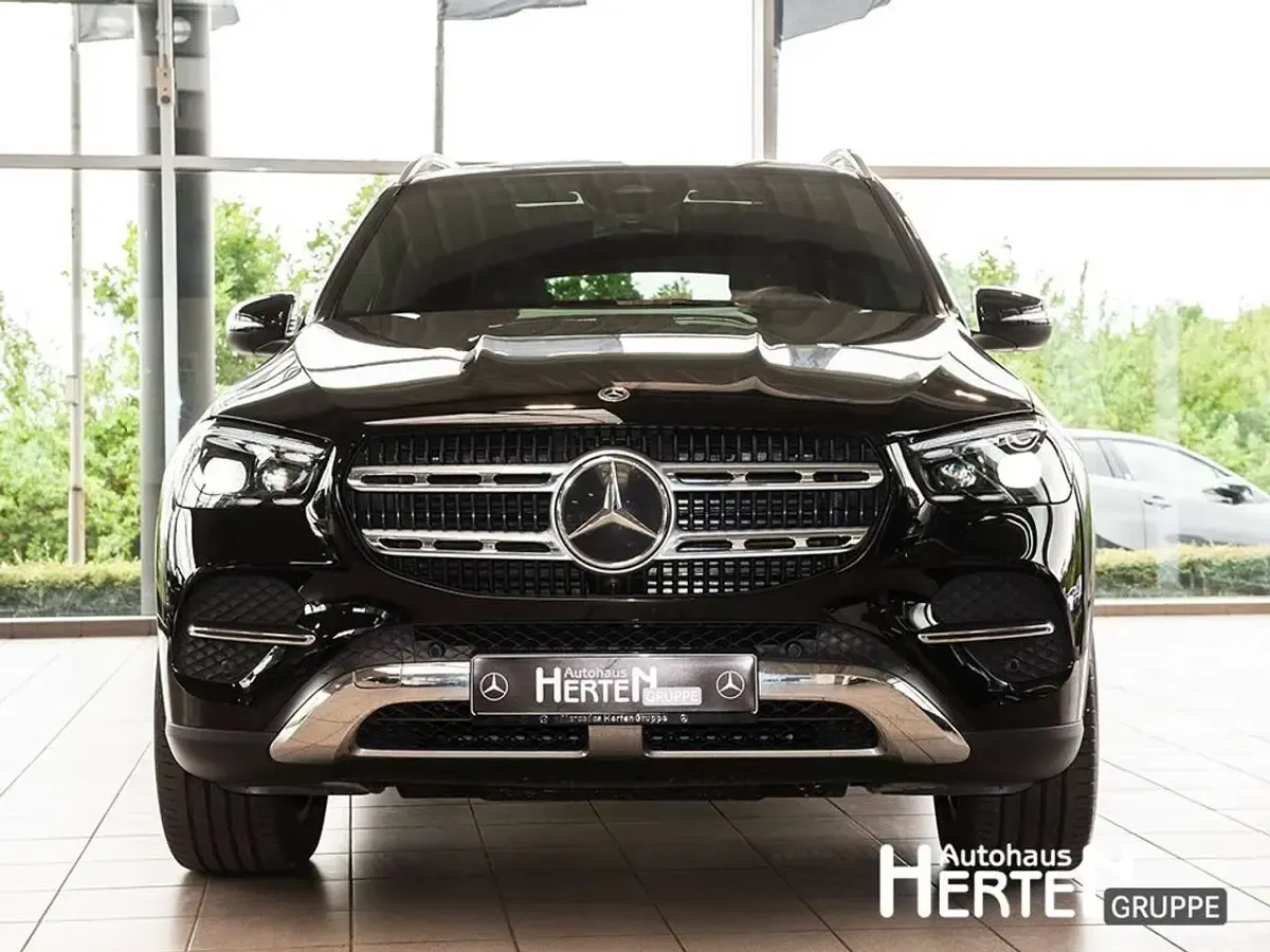 Gebraucht Mercedes GLE350 197 PS (144 kW) 2025 Schwarz SUV