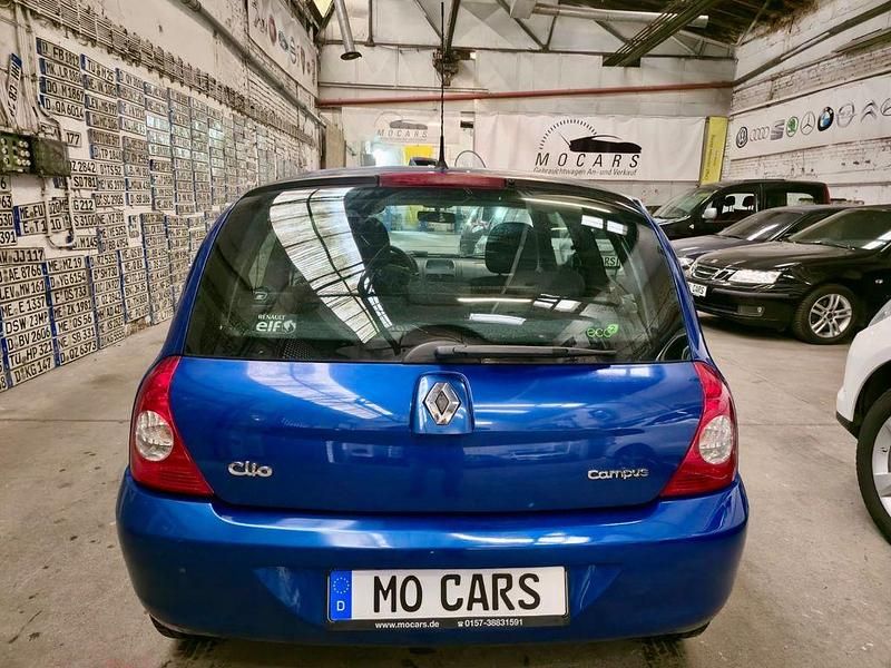 Gebraucht Renault Clio II Authentique 58 PS (42 kW) 2010 Blau Kleinwagen