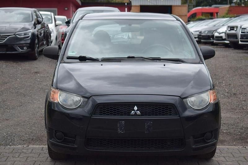 Schwarz Gebraucht 2010 Mitsubishi Colt Edition Kleinwagen | 2.499 € (Fairer Preis) - Bild 1/4