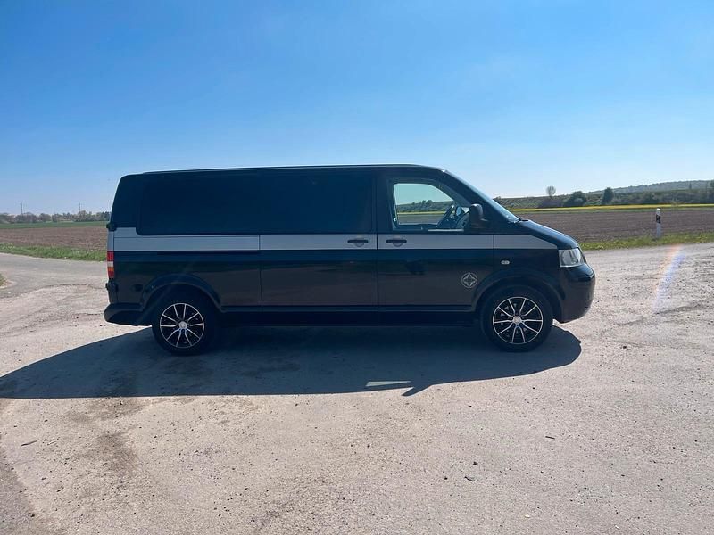 Second-hand VW T5 131 CP (96 kW) 2008 Negru Van