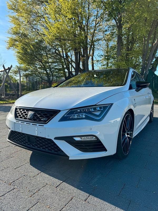 Usata Cupra Leon 300 CV (220 kW) 2017 Bianco Station wagon