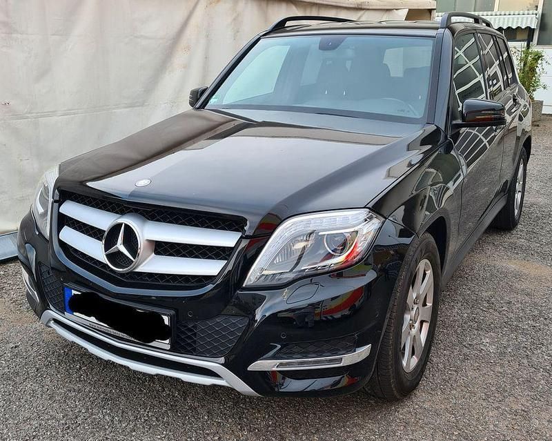 Schwarz Gebraucht 2014 Mercedes GLK220 SUV | 14.600 € (Fairer Preis) - Bild 1/4