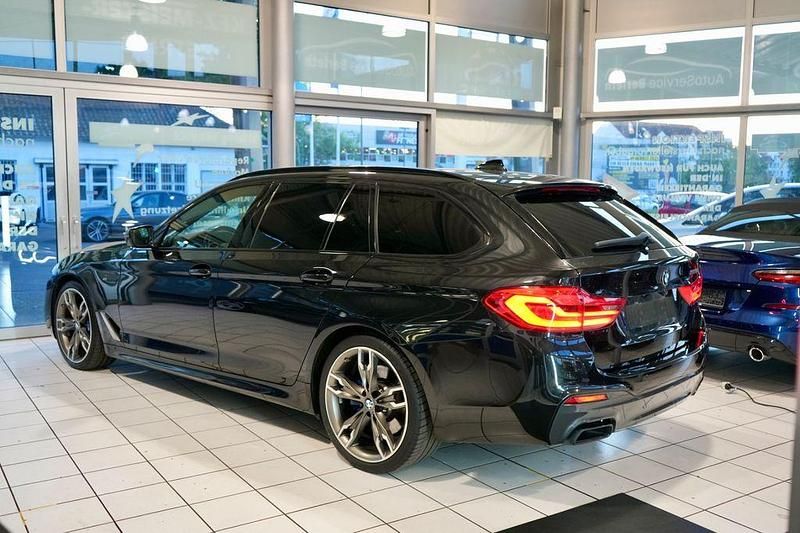 Gebraucht BMW M550 Performance 400 PS (294 kW) 2019 Schwarz Limousine