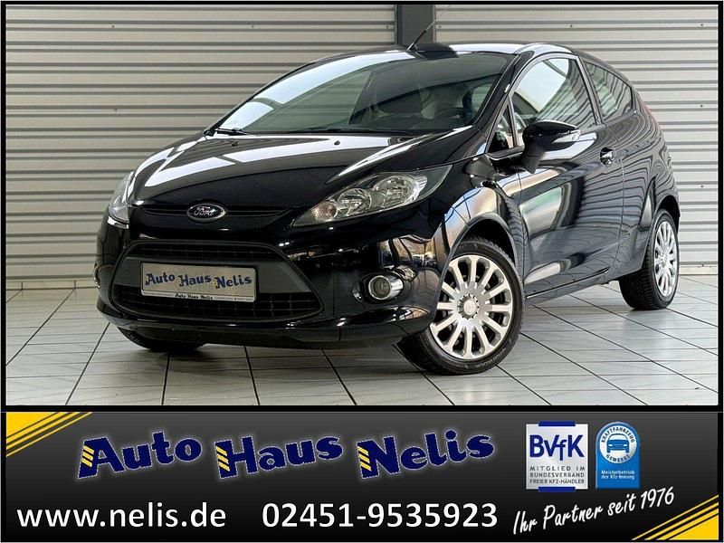 Schwarz Gebraucht 2012 Ford Fiesta Champions Edition Kleinwagen | 4.990 € (Etwas zu teuer) - Bild 1/4