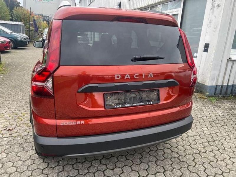 Gebraucht Dacia Jogger Extreme 101 PS (74 kW) 2022 Braun Van / Kleinbus