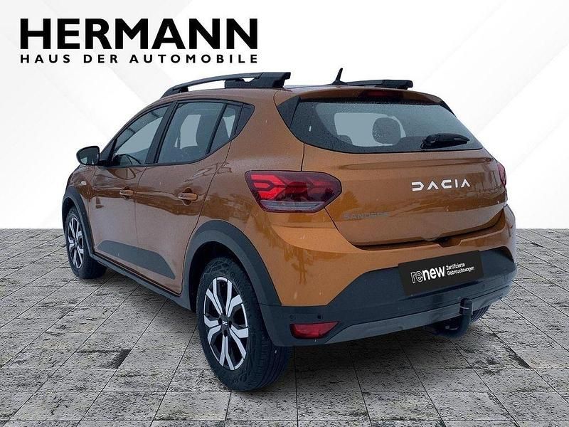 Gebraucht Dacia Sandero Stepway 101 PS (74 kW) 2023 Orange Limousine