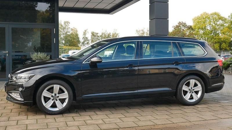 Gebraucht VW Passat 190 PS (139 kW) 2019 Schwarz Kombi