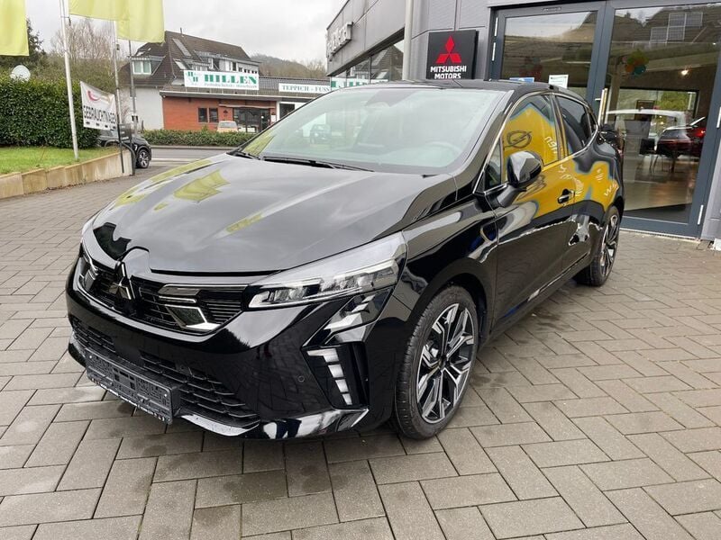Neu Mitsubishi Colt Select 91 PS (66 kW) 2025 Schwarz Limousine
