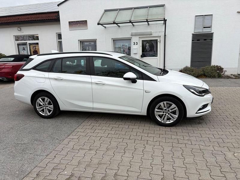Gebraucht Opel Astra Edition 136 PS (100 kW) 2018 Weiß Kombi