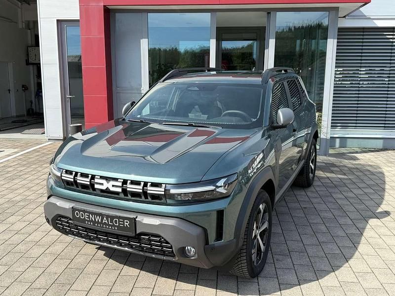 Zedergrün Neu 2025 Dacia Duster Journey SUV | 26.877 € (Fairer Preis) - Bild 1/4