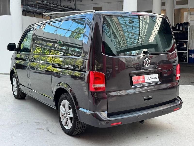 Używany VW T5 Match 179 KM (131 kW) 2012 Brązowy Van