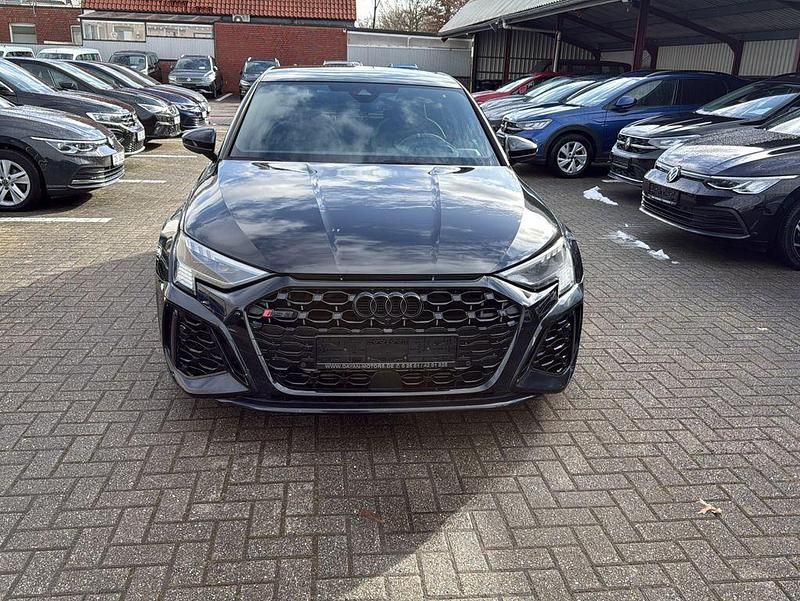 Gebraucht Audi RS3 Sport 400 PS (294 kW) 2024 Schwarz Limousine
