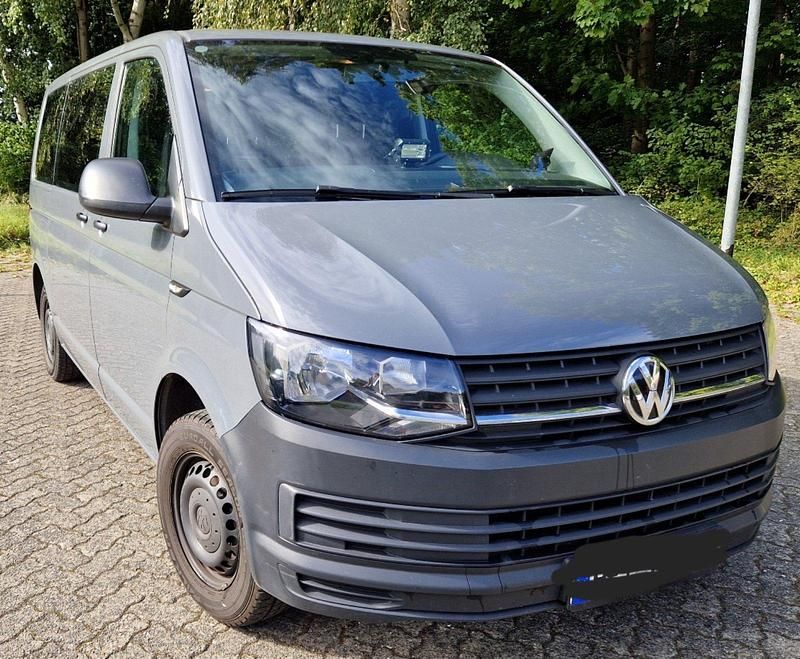 Grau Gebraucht 2016 VW T6 Van | 18.499 € (Etwas zu teuer) - Bild 1/4