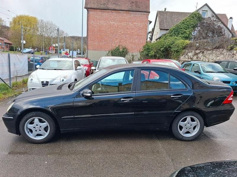 Gebraucht Mercedes C220 150 PS (110 kW) 2006 Schwarz Limousine