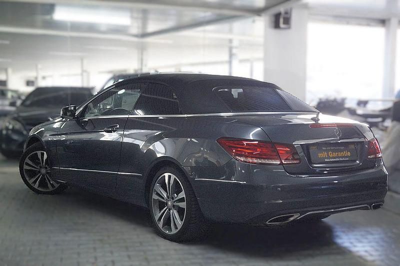 Gebraucht Mercedes E250 204 PS (150 kW) 2014 Grau Cabrio