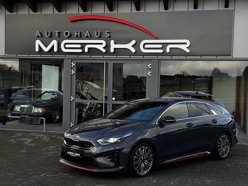 Grau Gebraucht 2019 Kia ProCeed GT Kleinwagen | 18.990 € (Fairer Preis) - Bild 1/4