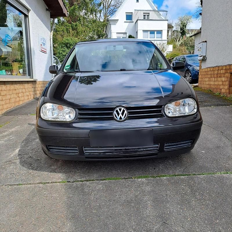 Gebraucht VW Golf IV 75 PS (55 kW) 2003 Schwarz Kleinwagen