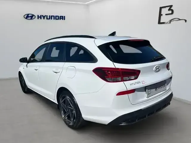 Neu Hyundai i30 N Line 150 PS (110 kW) 2026 Weiß Limousine