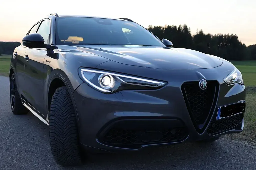 Gebraucht Alfa Romeo Stelvio Ti 280 PS (205 kW) 2021 Grau SUV