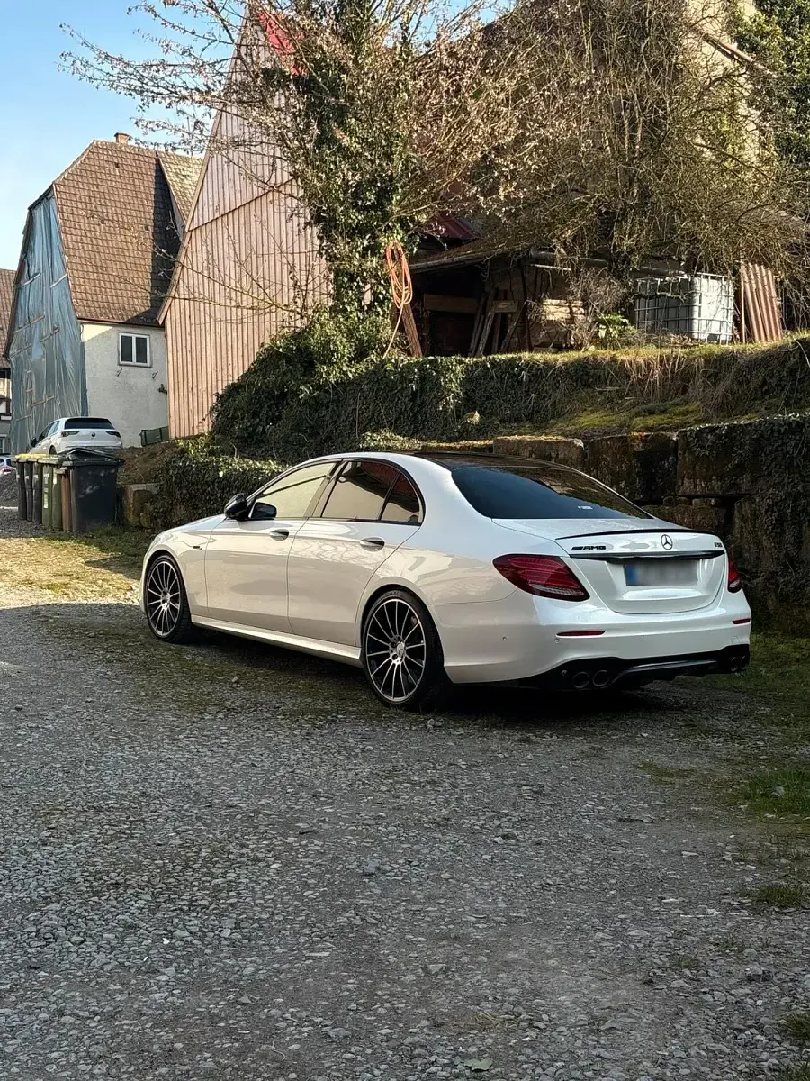Gebraucht Mercedes E53 AMG AMG 435 PS (319 kW) 2018 Weiß Limousine