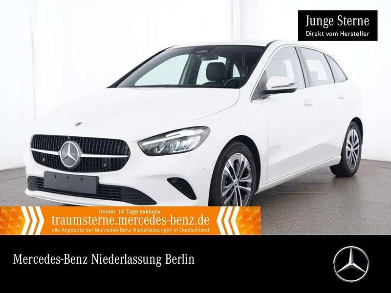 Weiß Gebraucht 2024 Mercedes B180 Advanced Van / Kleinbus | 28.290 € (Superpreis) - Bild 1/3