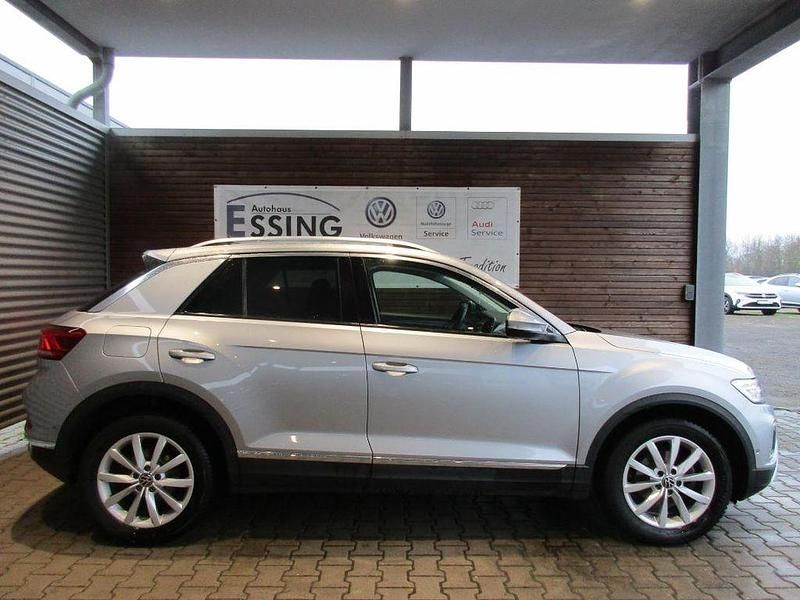 Gebraucht VW T-Roc Style 150 PS (110 kW) 2022 Silber SUV