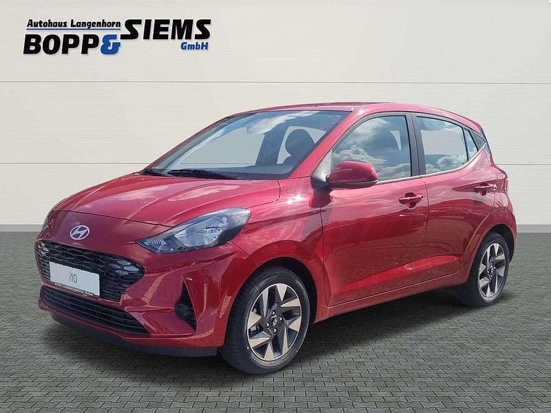 Dragon red Neu 2025 Hyundai i10 Trend Kleinwagen | 17.460 € (Fairer Preis) - Bild 1/4