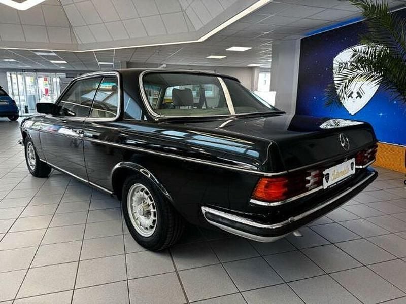 Usata Mercedes 230 1978 Nero Coupé