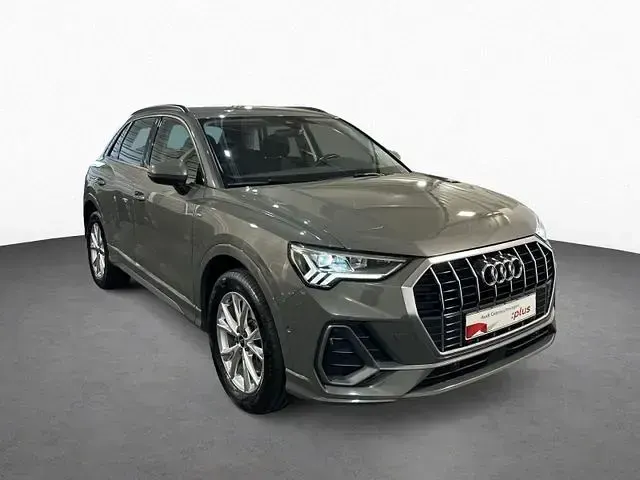 Gebraucht Audi Q3 S-Line 245 PS (180 kW) 2022 Chronosgrau metallic SUV