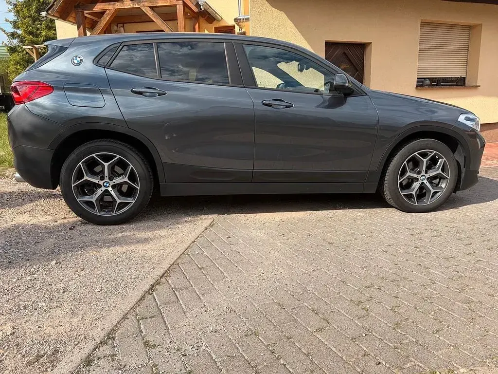 Gebraucht BMW X2 Advantage 190 PS (139 kW) 2019 Grau SUV