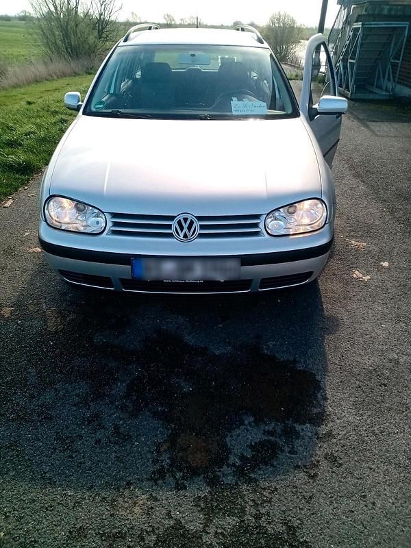 Gebraucht VW Golf IV 75 PS (55 kW) 2004 Silber Kombi