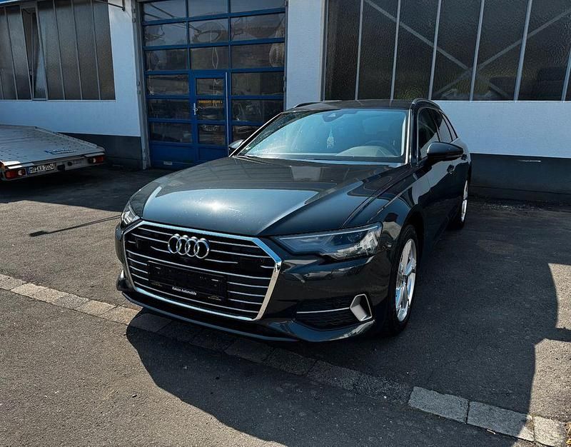 Grau Gebraucht 2022 Audi A6 Sport Kombi | 26.290 € - Bild 1/4
