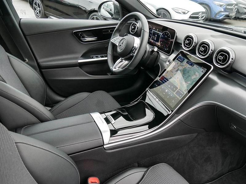 Gebraucht Mercedes C180 Avantgarde 170 PS (125 kW) 2024 Grau Kombi