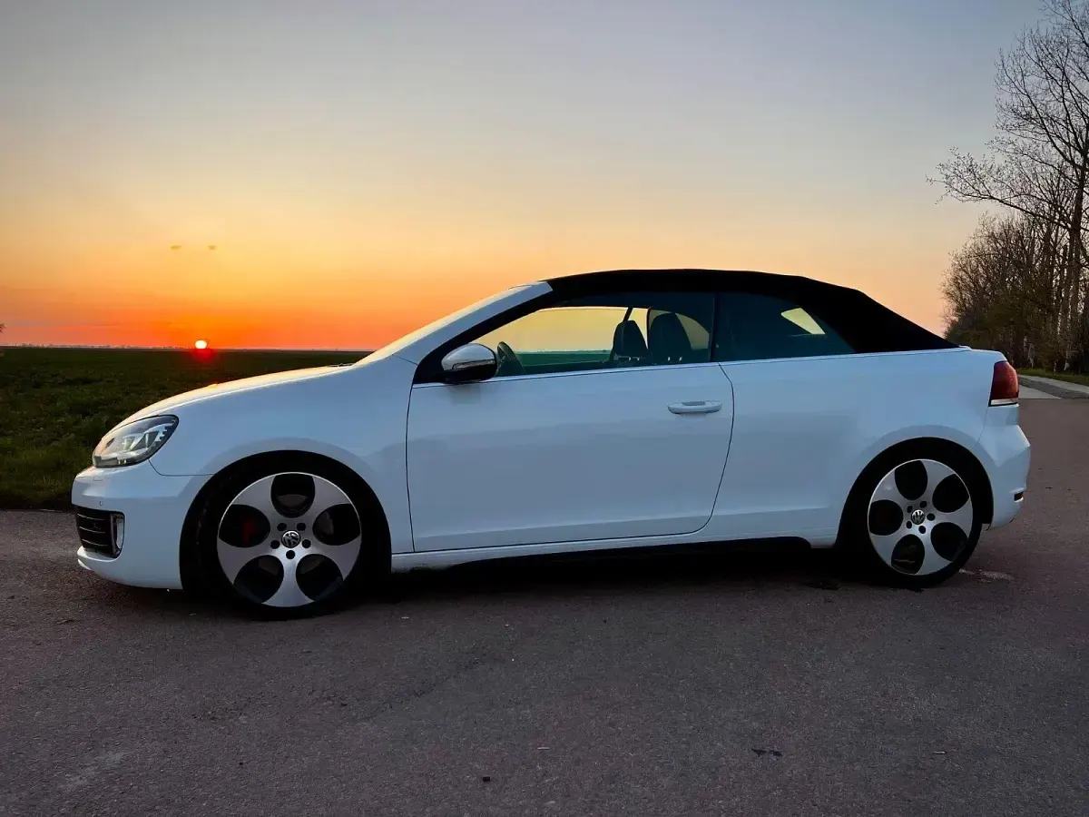 Gebraucht VW Golf Cabriolet GTI 211 PS (155 kW) 2012 Weiß Cabrio